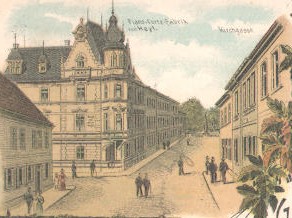 Lithographie Rossmarkt Str. in Borna. Im Hintergrund die Heyl'sche Pianoforte-Fabrik; 1902